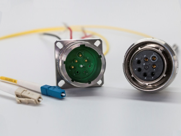 J599Ⅲ系列光电混合连接器